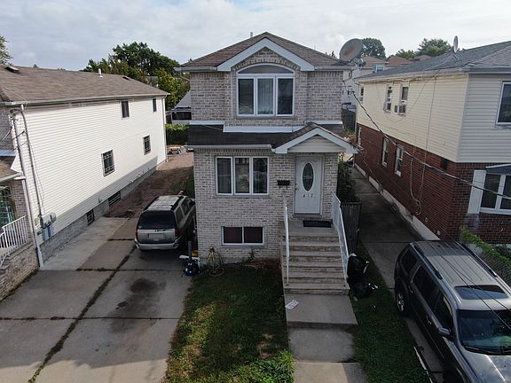2nd image of 417 Bradley Ave