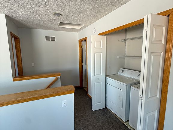 4th image of 1885 Bluestem Ln