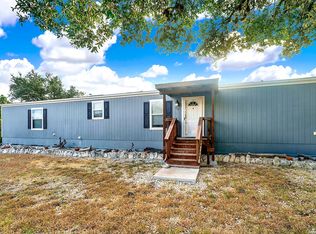 757 Private Road 1517, Bandera, TX 78003
