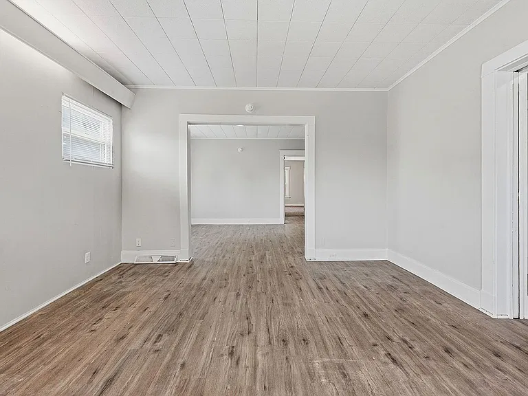 3713 Frances Ave — Photo 14