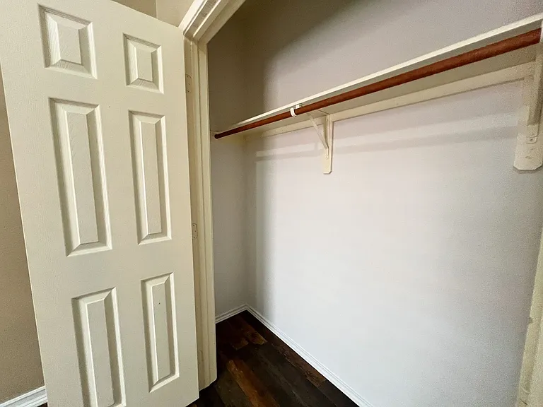 2215 Dorman Ct — Photo 27