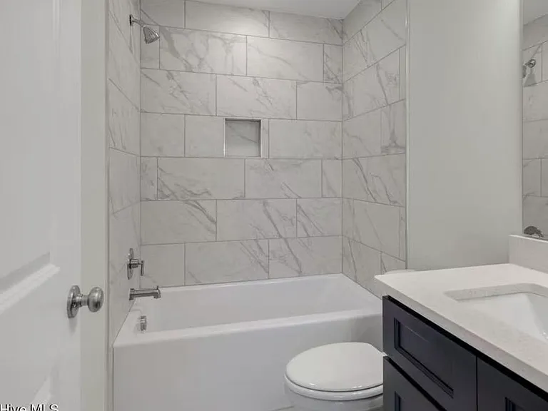 210 Triton Ln — Photo 14
