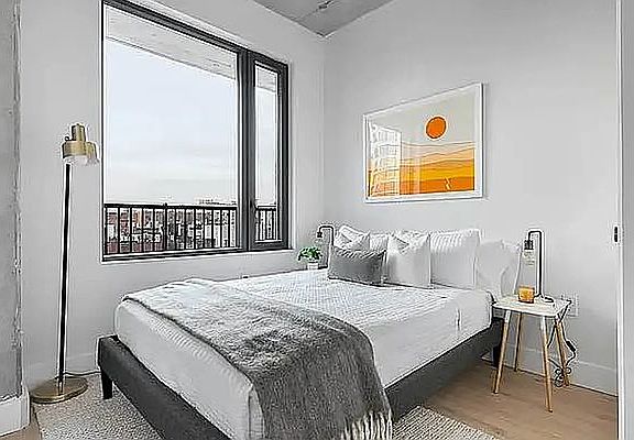 4th image of 815 Flatbush Ave #205
