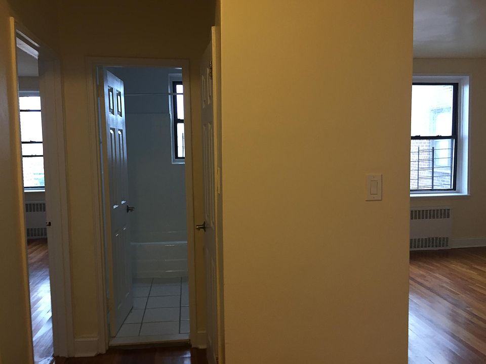 1st image of 14202 84th Dr APT 6D