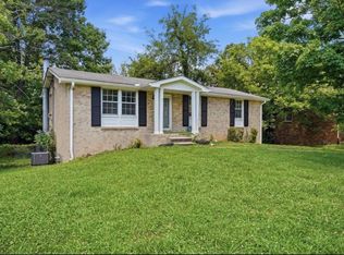 413 Clearwater Dr, Nashville, TN 37217