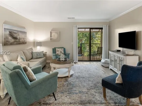 36 Deallyon Ave APT 114, Hilton Head Island, SC 29928