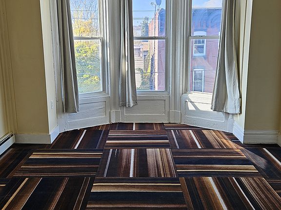 4th image of 862 River St #3