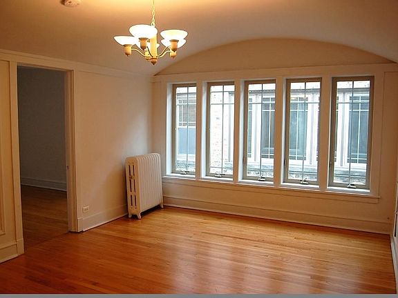 2nd image of 1700 W Touhy Ave #8-01