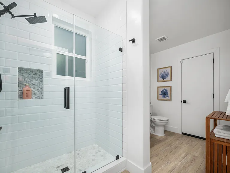 3008 1/2 W Balboa Blvd — Photo 40