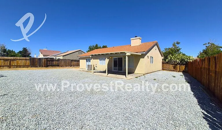 13105 Bennington Dr — Photo 17
