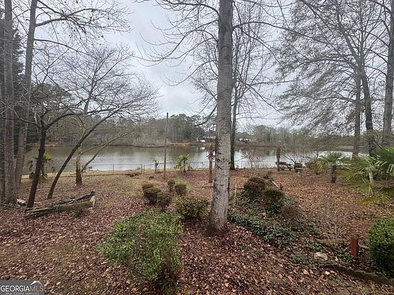 3rd image of 130 Garden Ridge Dr
