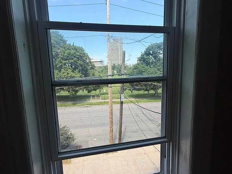 136 Morton Avenue — Photo 7