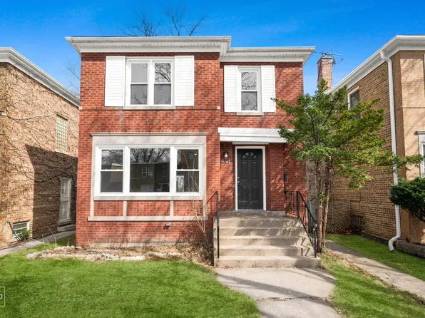 8047 S Kingston Ave, Chicago, IL 60617