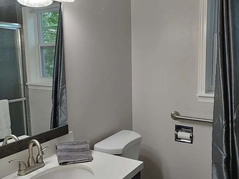 1309 Park Ave NW #A — Photo 11