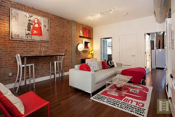 Sold by Halstead Property | media 6