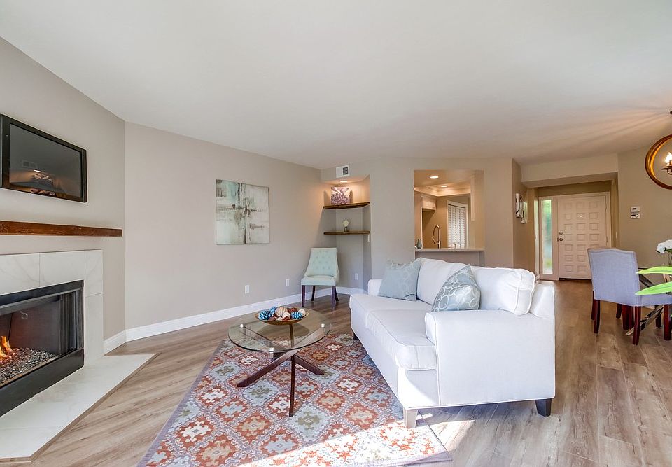 1st image of 8158 Avenida Navidad APT 15