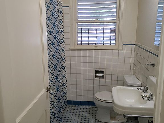 5th image of 1535 McKinley Ave