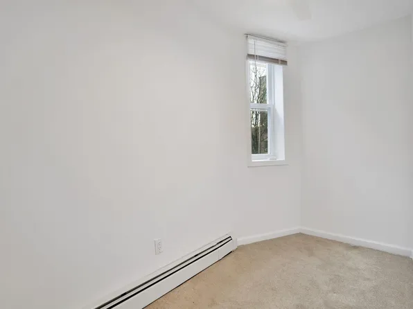 811 Montgomery Street image 10 of 17