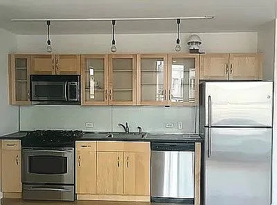 217 Front St #6B — Photo 4