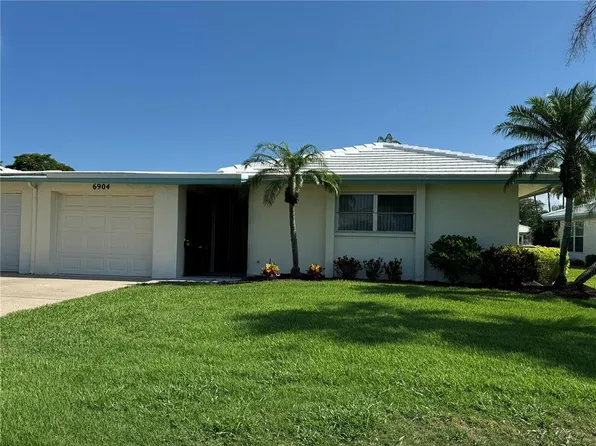 6904 10TH AVENUE W #512, BRADENTON, FL 34209
