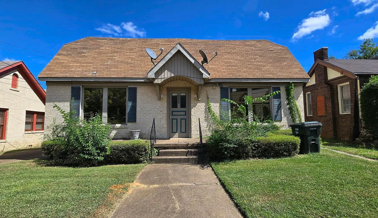 420 S Spring Ave Lease Up Only — Photo 1