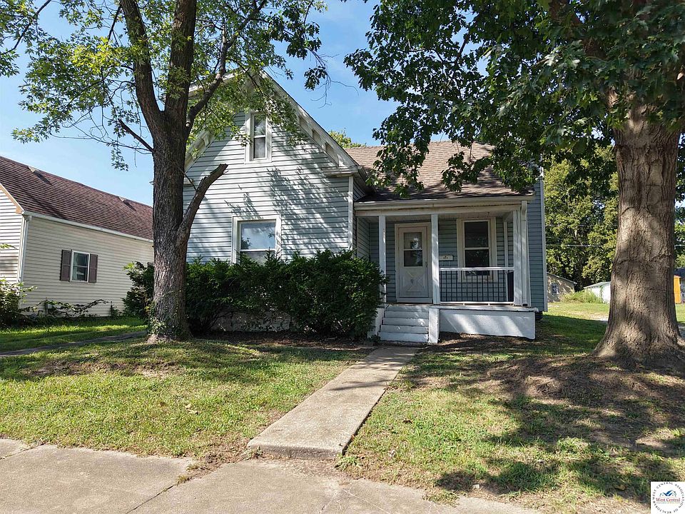 1st image of 803 E 16th St