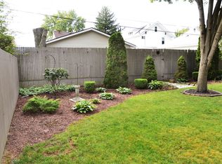 72 Elmwood Pl, Athens, OH 45701