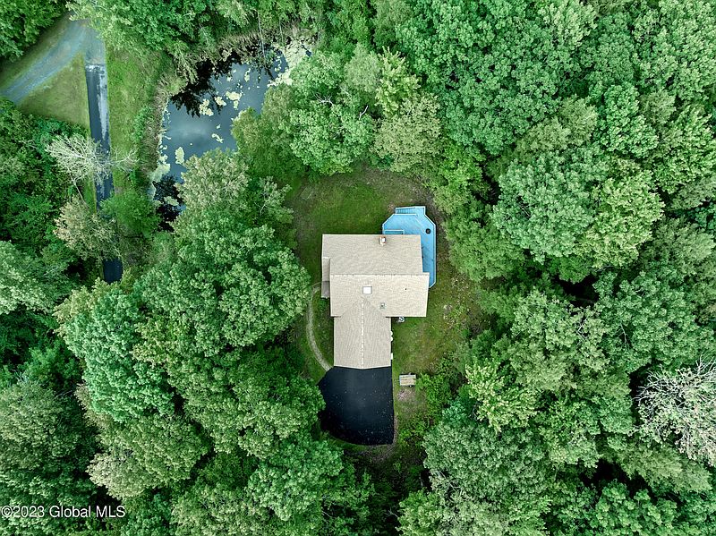 4th image of 345 Millers Corners Road