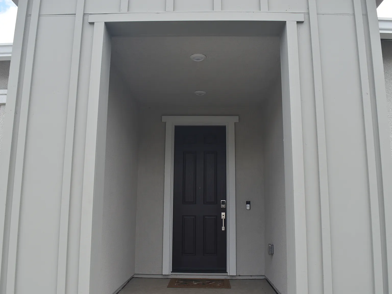 3 bed, 2121 sqft, $3,095 — Photo 3