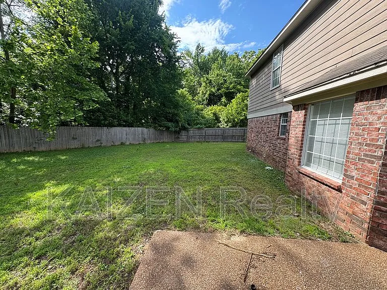 12607 Hunters Forest Cv — Photo 22