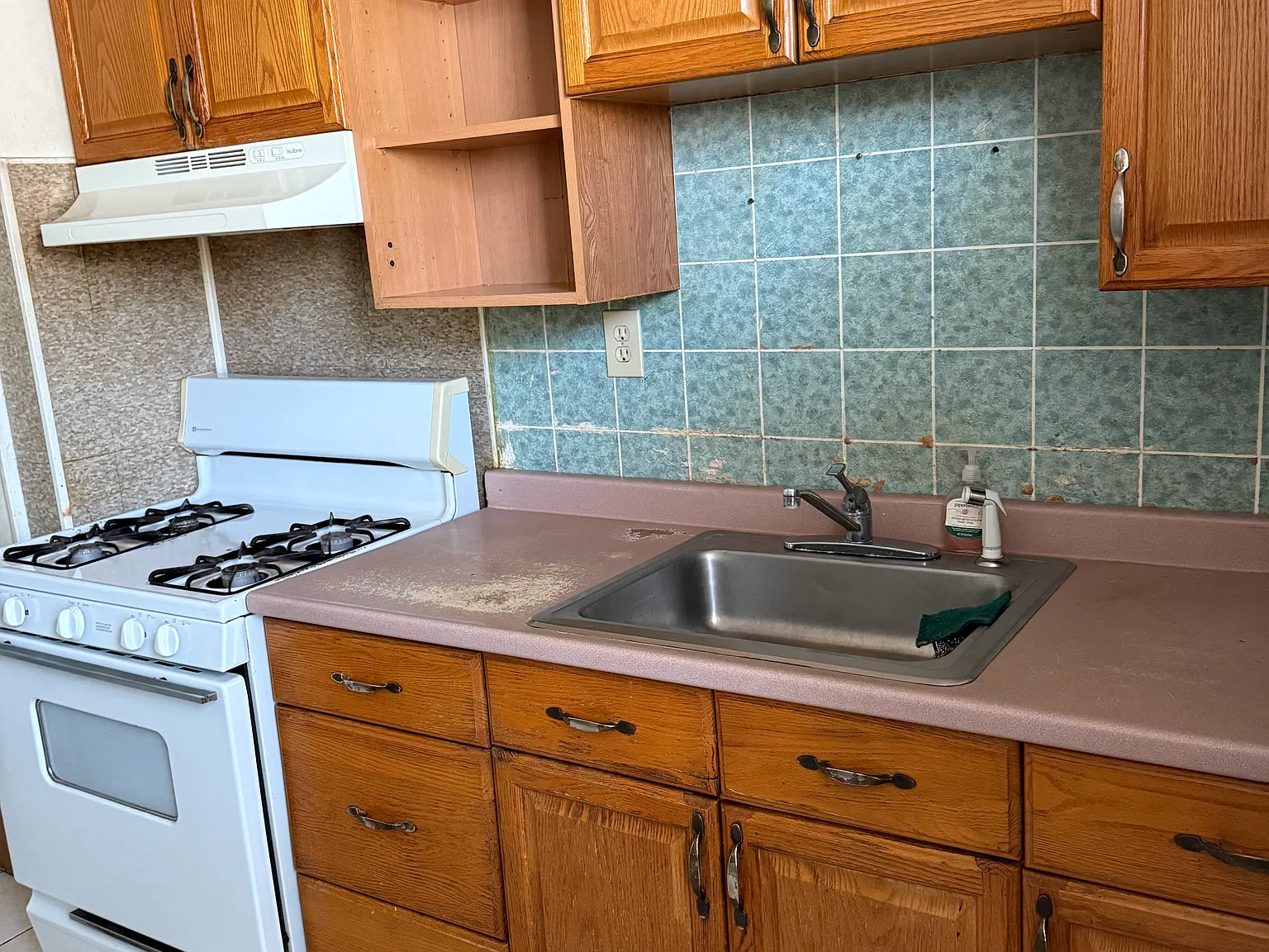 1 bed, 458 sqft, $1,700 — Photo 3