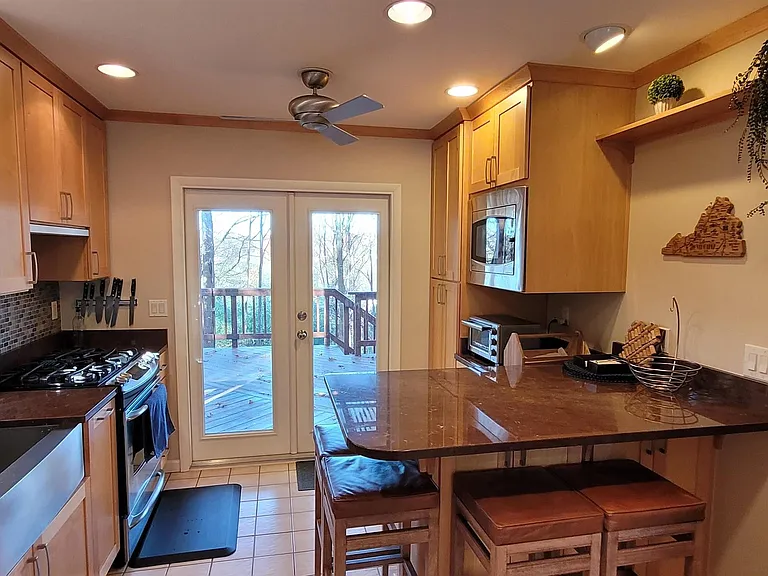 102 Slate Pl — Photo 10