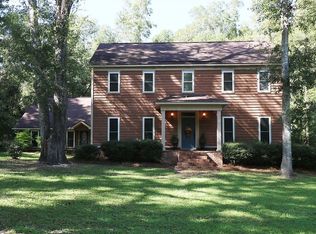 214 Pebble Creek Cir, Ozark, AL 36360