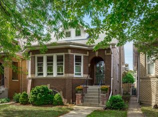 5706 N Moody Ave, Chicago, IL 60646