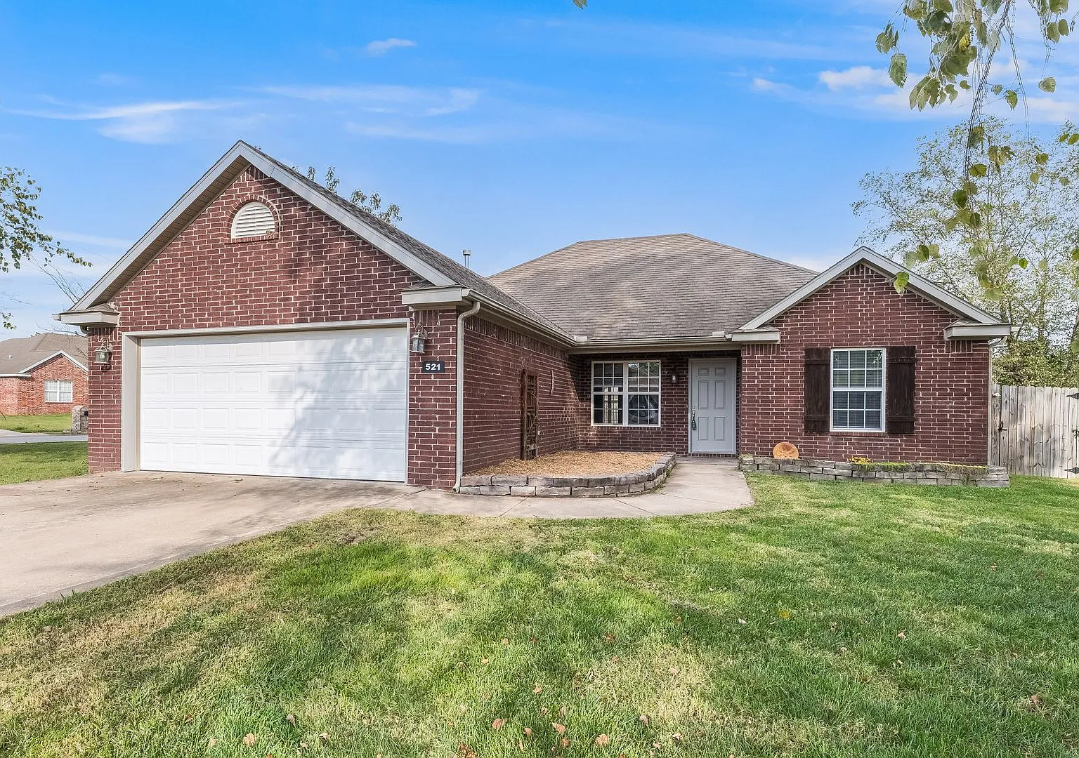 Charming 3-Bedroom Home with Backyard & Garage — Photo 1