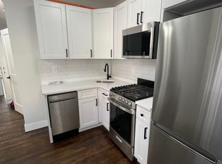 168 Endicott St APT 1, Boston, MA 02113
