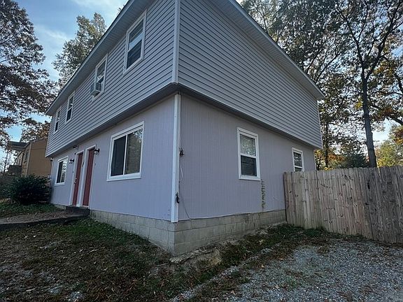 5th image of 1000 Sunnyside Ave #A