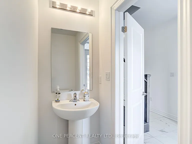 24 Autumn Dr — Photo 20