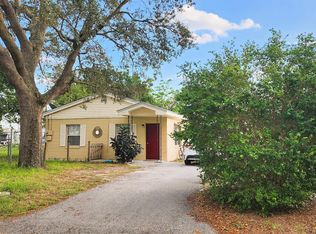 1064 Cohassett Ave, Lake Wales, FL 33853