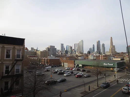 Rented by Block & Lot Real Estate | media 17