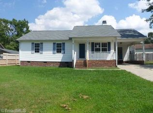 202 Sam Kinley Dr, Thomasville, NC 27360