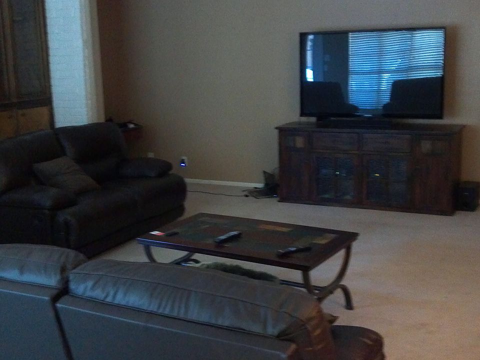 1st image of 4200 Greenbriar Dr