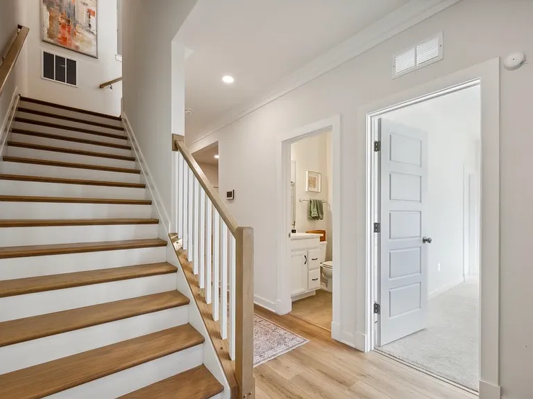 319 Summit Point Blvd #1A-2A-2B — Photo 9
