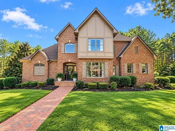 1074 Dunsmore Dr, Chelsea, AL 35043