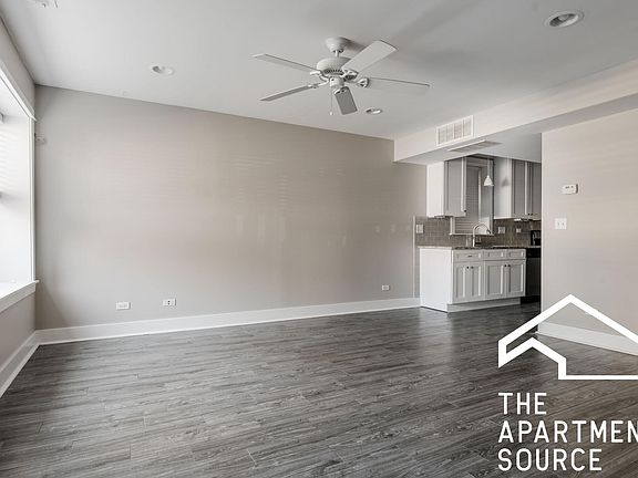 2nd image of 2449 N Ashland Ave #F1