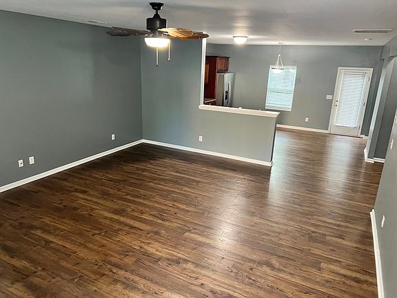 4th image of 4087 Creekstone Trce