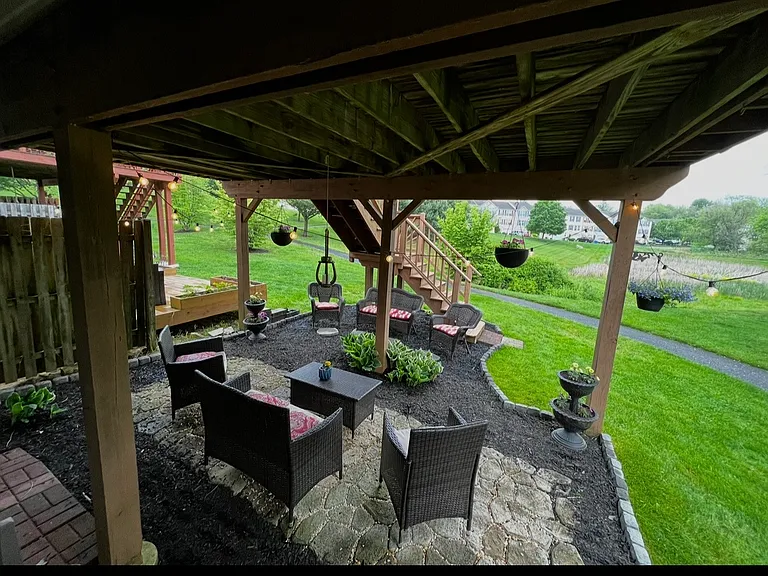511 Green Hill Rd — Photo 9