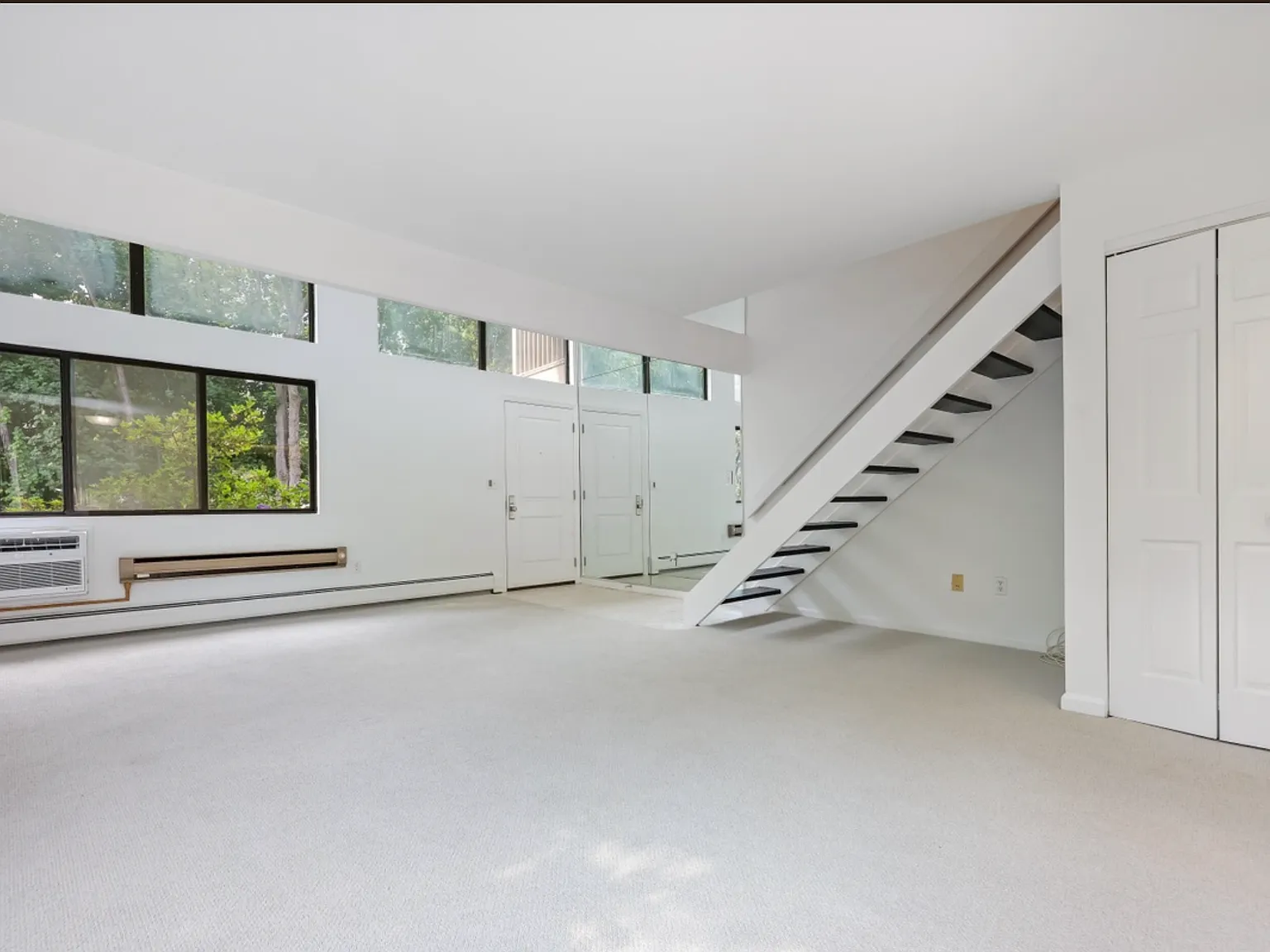 1 bed, 840 sqft, $3,400 — Photo 3