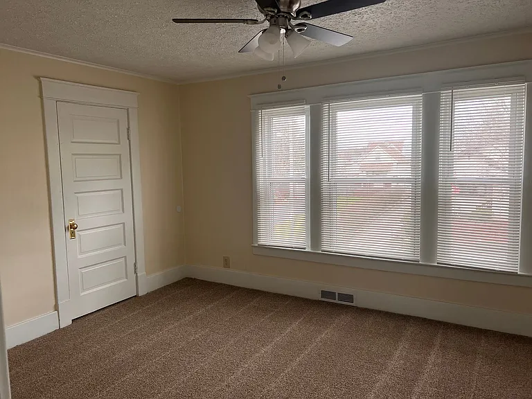 119 Olive St — Photo 7