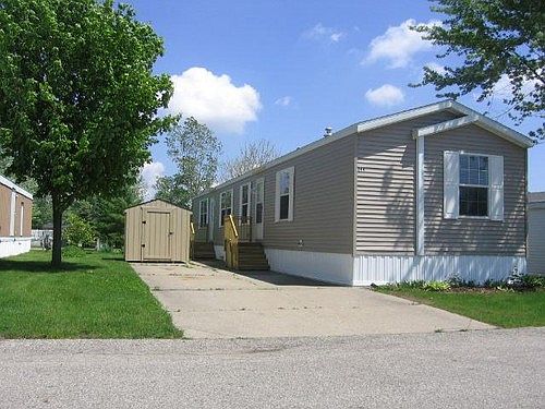 2nd image of 244 Grey Oak Dr